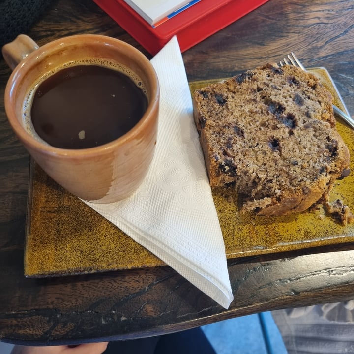 photo of Cobin café de especialidad - Plaza Almagro Budin De Banana Y Chips shared by @ayma09 on  13 Jun 2023 - review