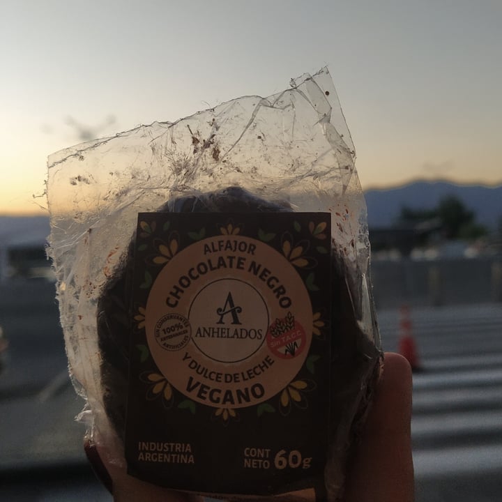 photo of Anhelados Alfajor de Chocolate shared by @kaaar on  29 Mar 2023 - review