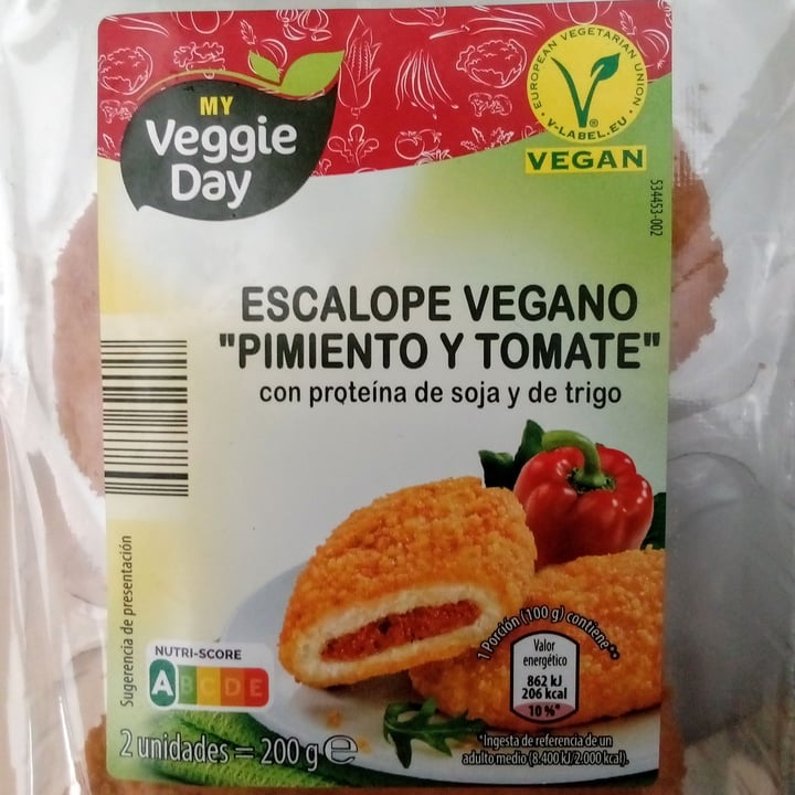 photo of My veggie day Escalope pimiento y tomate shared by @troosti on  06 Jun 2023 - review