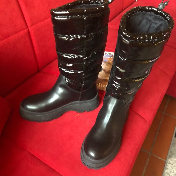 photo of Noize Aya Winter Boots in Black shared by @mhamidian on  02 Feb 2023 - review