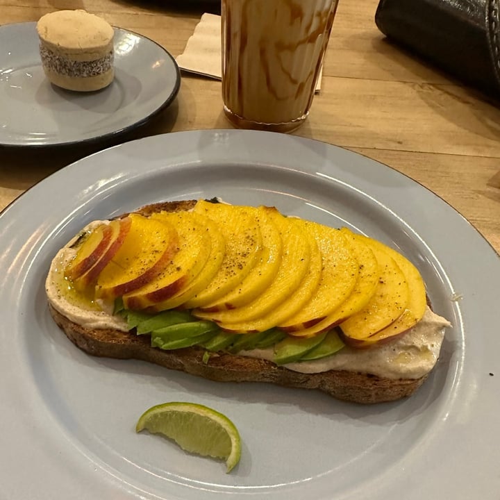 photo of Casa Nueza avocado toast shared by @juliaarena on  09 Jun 2023 - review