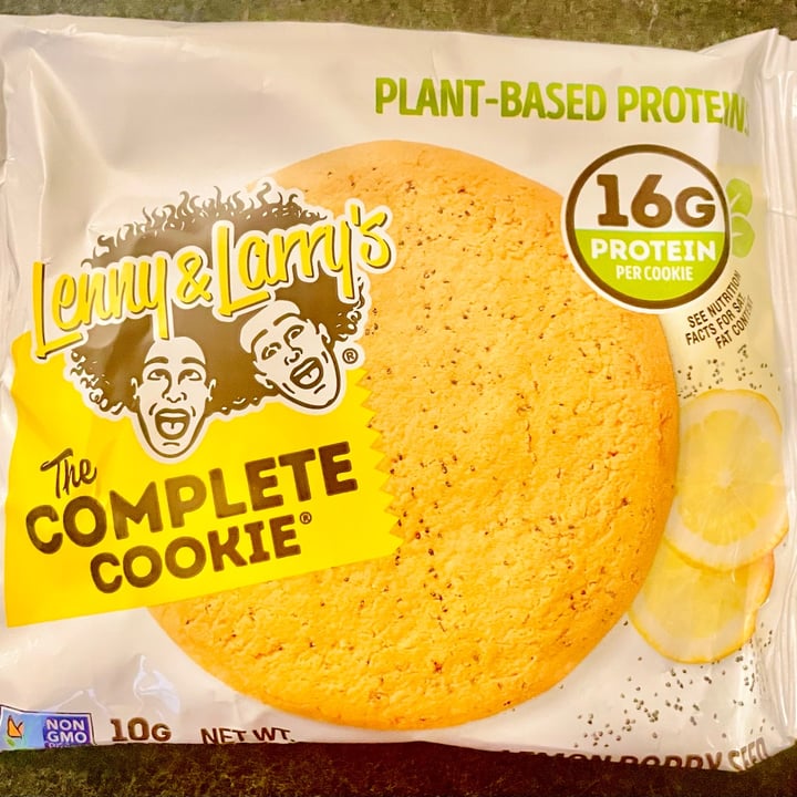 photo of Lenny & Larry’s The Complete Cookie Lemon Poppyseed shared by @amikno on  05 Feb 2023 - review