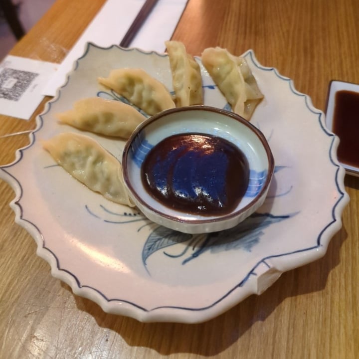 photo of CUBO Japanese Home Cooking & Sushi Bar Vegi Gyoza shared by @bratkart0ffel on  08 Mar 2023 - review