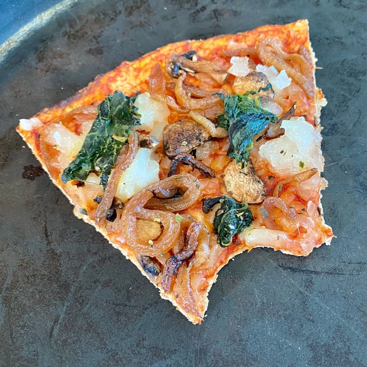 photo of Andiccio24 Sunset Beach Wholewheat Spinach Mushroom Onion V Cheez Pizza shared by @tonivbrockhoven on  21 Jan 2023 - review