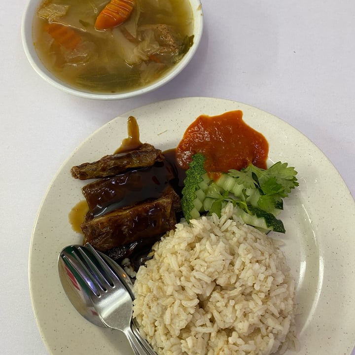 photo of Coo Sweet Bun Vegan Restaurant Chicken Rice shared by @snowman on  02 Jun 2023 - review