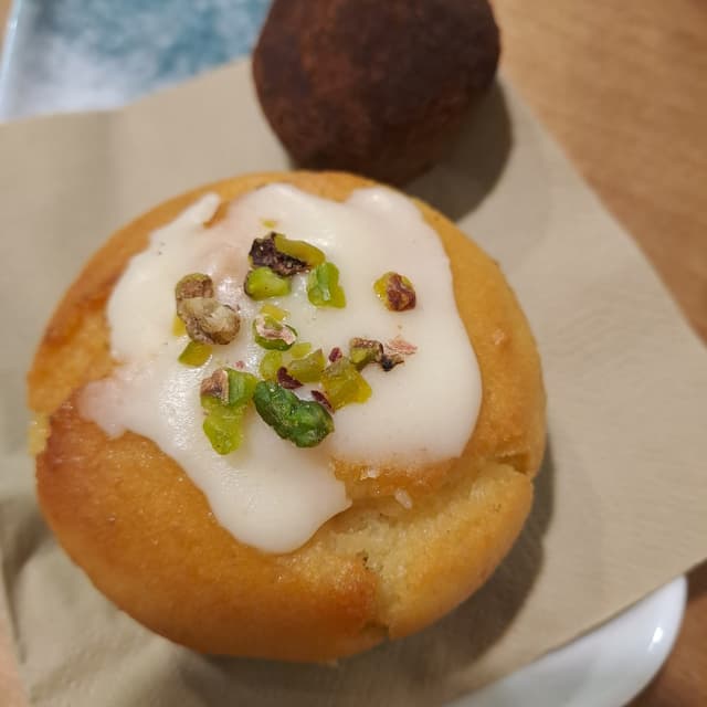 Photo of the dish “muffin arancia e cardamomo”
