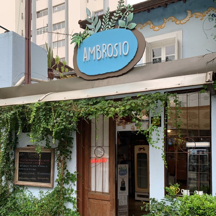 photo of Ambrósio Café & Cozinha Afetiva Limonada de Cidreira shared by @vimauro on  02 Mar 2023 - review