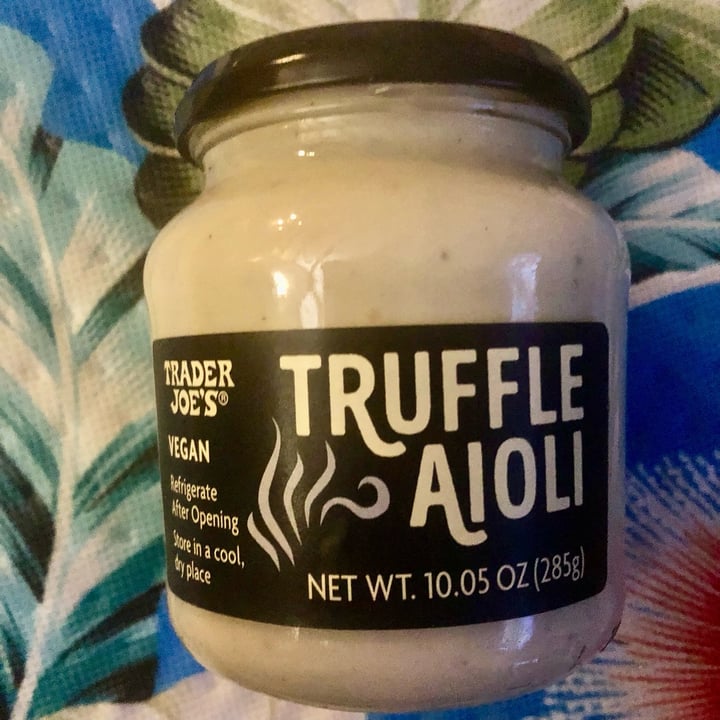 photo of Trader Joe's truffle aioli shared by @bandita on  30 Jan 2023 - review