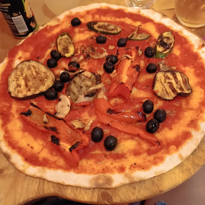 photo of Hostaria de' Pastini Pizza Alle Verdure shared by @elyyveg on  11 Aug 2023 - review