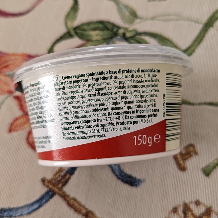 photo of Just Veg! (ALDI Italy) Vegan spread sweet pepper shared by @serenasofia on  28 Mar 2023 - review