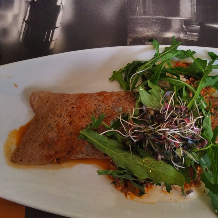 photo of Crepes & Waffles Crepe de Bolognesa shared by @saraluer on  05 Apr 2023 - review