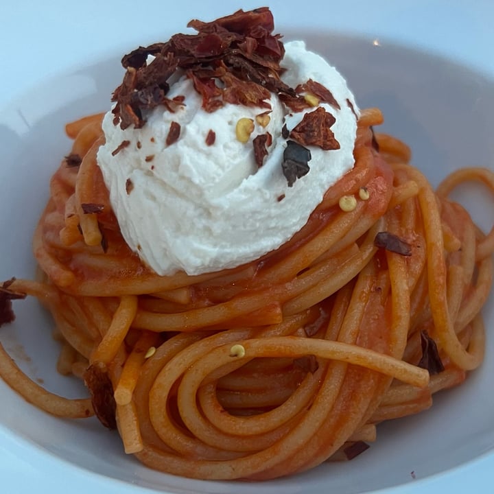 photo of Osteria della Balera Spaghetti Monograno Felicetti, crema di peperone affumicato, ricotta di mandorle, peperone crusco shared by @marina1982 on  26 May 2023 - review