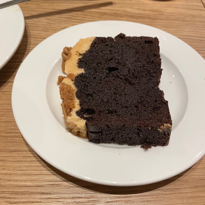 photo of Costa Coffee Chocolate & Caramelised Biscuit Loaf Cake shared by @oliviakeay on  06 Feb 2023 - review