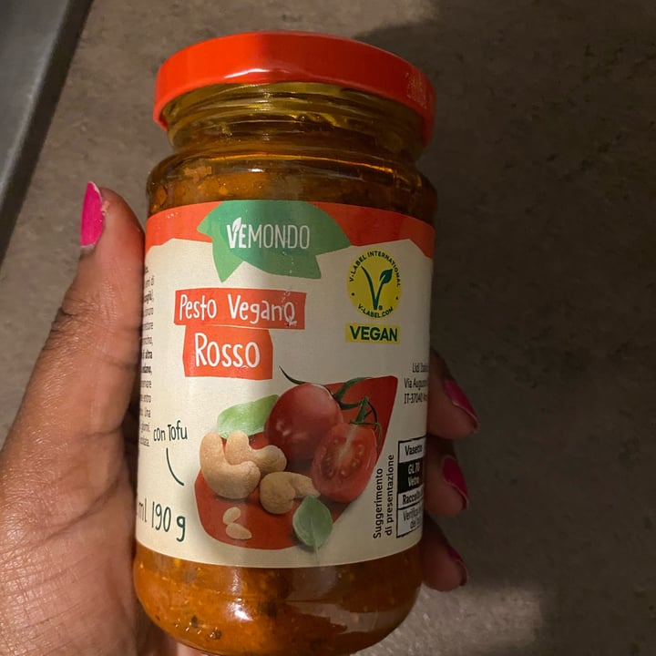 photo of Vemondo pesto vegano rosso shared by @rajae on  15 Aug 2023 - review