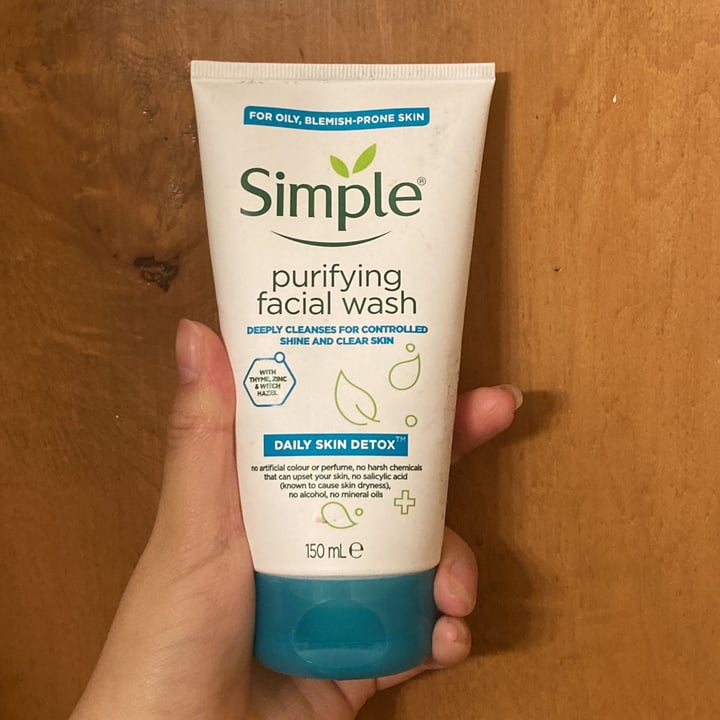 photo of Simple purifying facial wash shared by @punksappho on  24 May 2023 - review