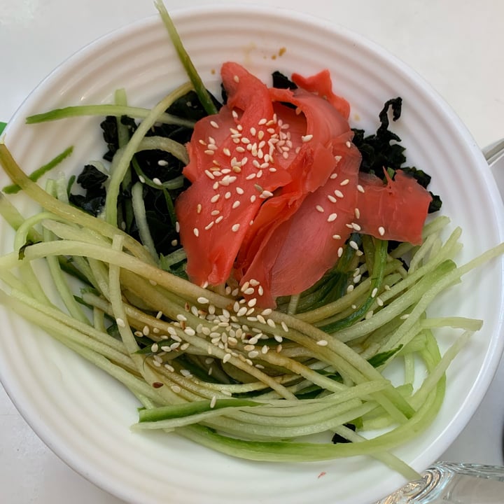 photo of Willoughby & Co Seaweed Salad shared by @anthea on  01 Aug 2023 - review