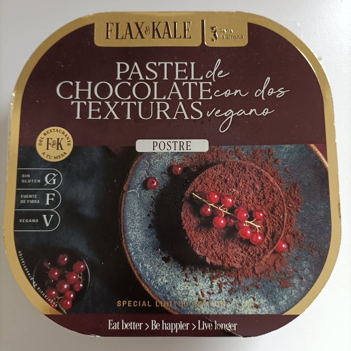 photo of Flax & Kale Pastel de chocolate con dos texturas vegano shared by @lidiamanrique95 on  25 Dec 2022 - review