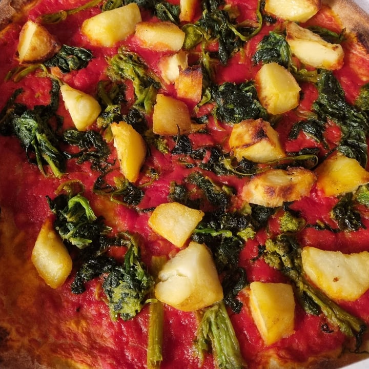 photo of Il Tarì Pizza Rossa Con Patate E Come Di Rapa shared by @giugru on  23 Mar 2023 - review