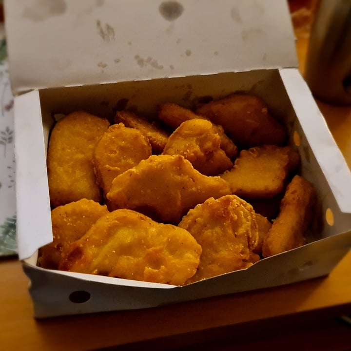 photo of Burger King Vegan Nuggets shared by @daniellittle123 on  03 Jan 2023 - review