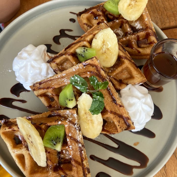 photo of I Am Vegan Babe Cafe Waffles shared by @sebalex on  04 Jan 2023 - review