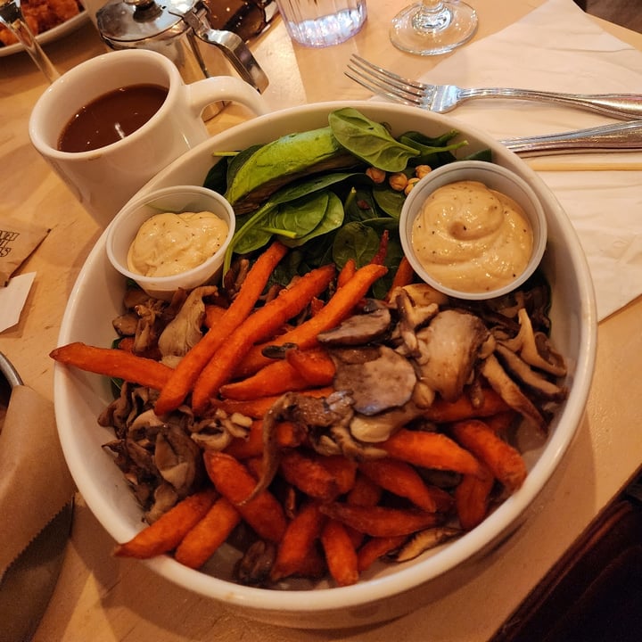 photo of CAFÉ Seventy Two Buddha Bowl shared by @capturedbybecki on  30 Dec 2022 - review