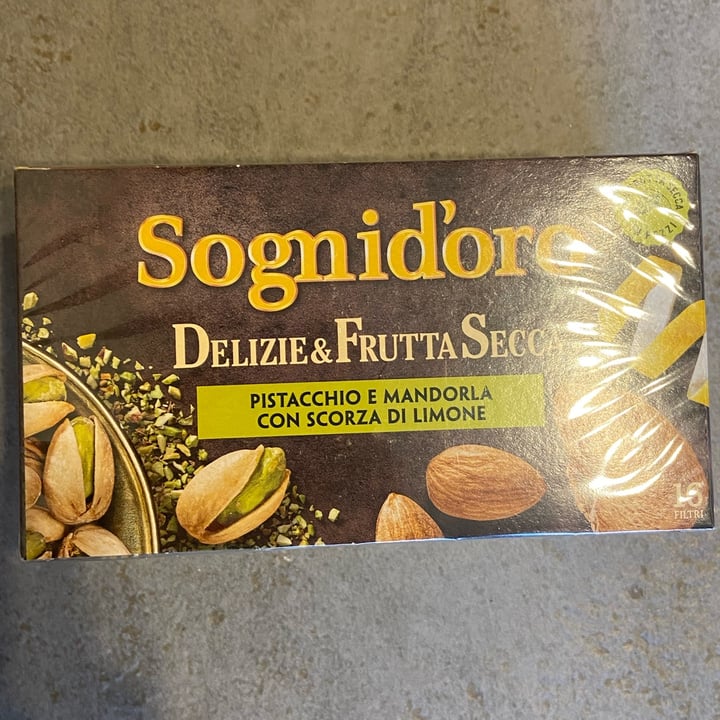 photo of Sognid'oro Delizie di frutta secca - pistacchio e mandorle con scorza di limone shared by @isabella7 on  03 Feb 2023 - review