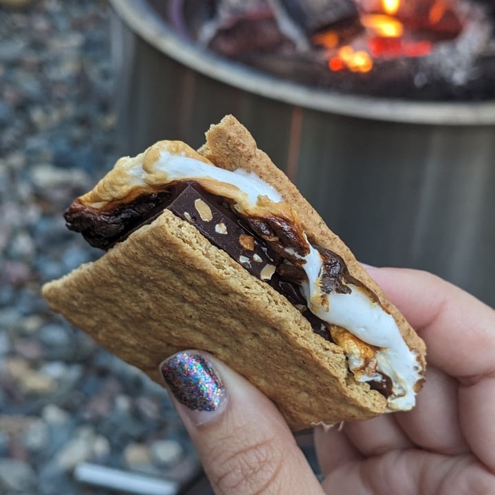 photo of Endangered Species Chocolate Salted Peanuts + Dark Chocolate shared by @iszy on  12 Jul 2023 - review