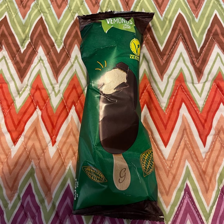 photo of Vemondo gelato classico shared by @ilariaqualcosa on  22 May 2023 - review