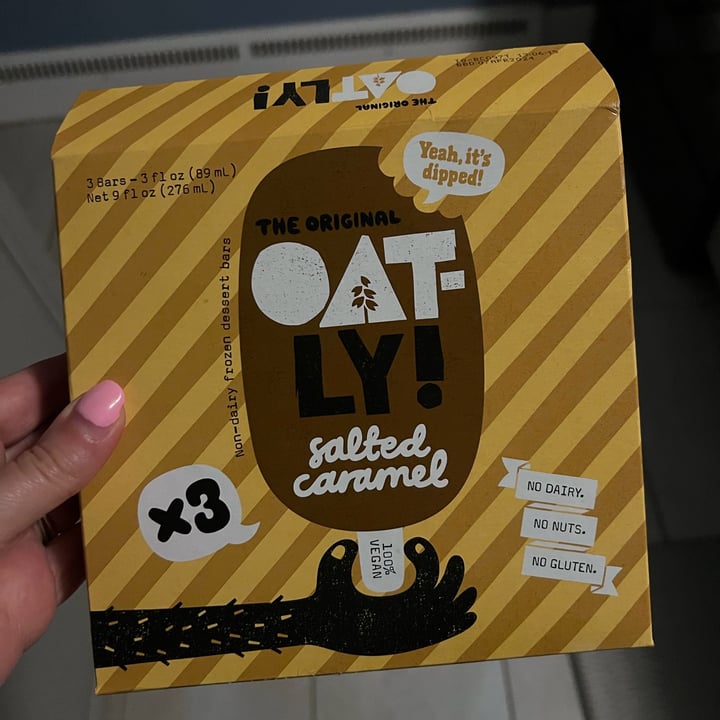 photo of Oatly Salted caramel dipped bars shared by @sasilva on  15 Jul 2023 - review