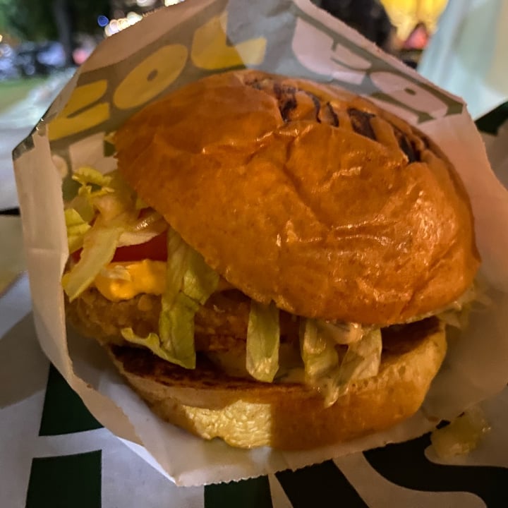 photo of JOY burgers Chick To Chick shared by @candelariex on  27 Jan 2023 - review