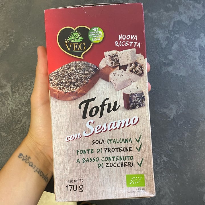 photo of ioVEG tofu al sesamo shared by @giada- on  04 Aug 2023 - review