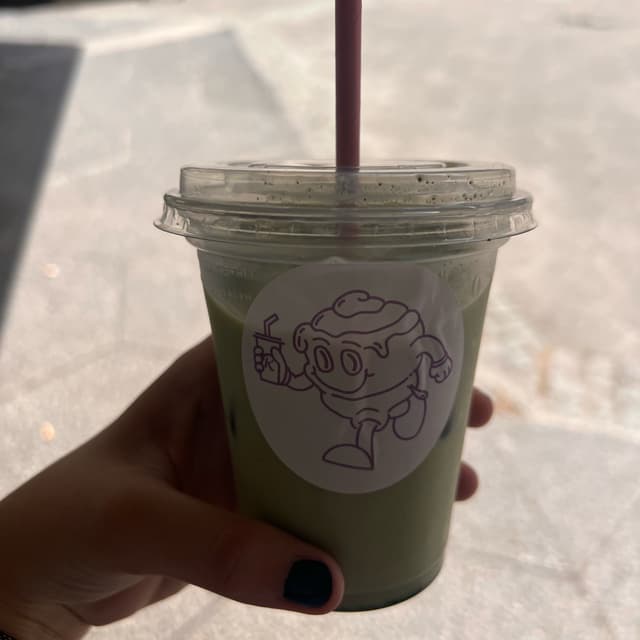 Photo of the dish “iced matcha latte”