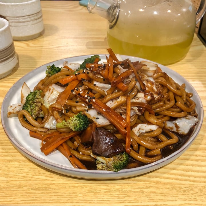photo of SUPE Vegan - Georgetown Branch Yasai Fried Udon shared by @m1tch9i on  11 Mar 2023 - review