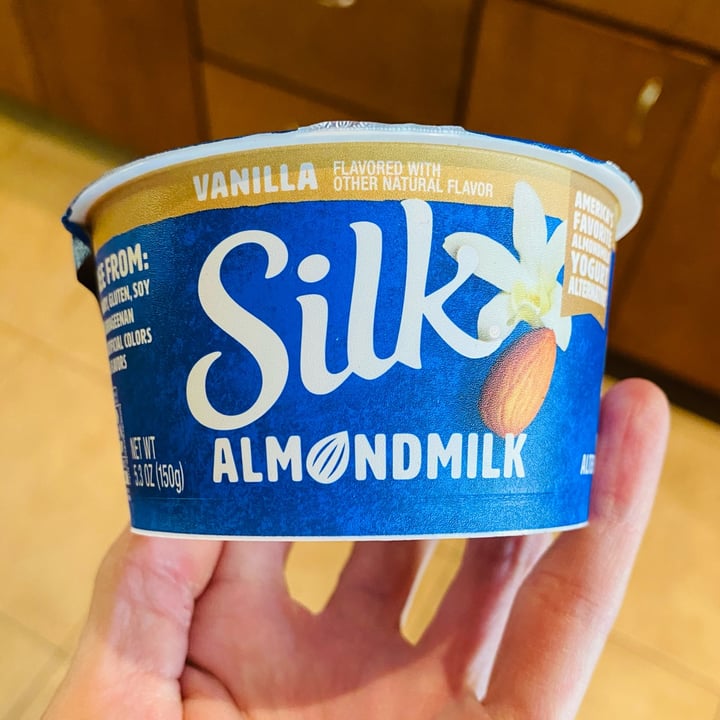 photo of Silk Almond yogurt vanilla shared by @beckyyy on  21 Mar 2023 - review