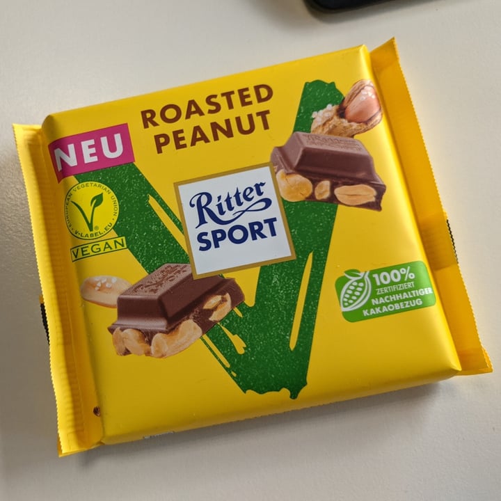photo of Ritter Sport Roasted Peanut shared by @lisastripiti on  25 Mar 2023 - review