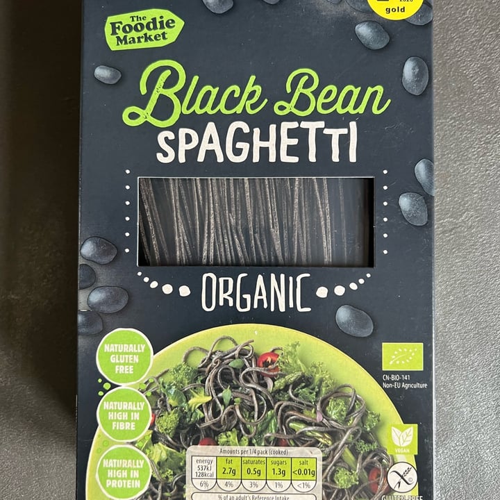 photo of ALDI Black Bean Spaghetti shared by @garyonlinecoach on  13 Mar 2023 - review