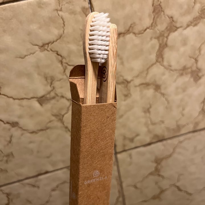 photo of Greenzla Bamboo Toothbrush shared by @silviaaaa on  02 Jan 2023 - review