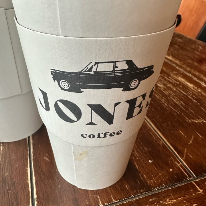 photo of Jones Coffee - Fulton Lavender Vanilla Latte shared by @lonica on  24 Jun 2023 - review