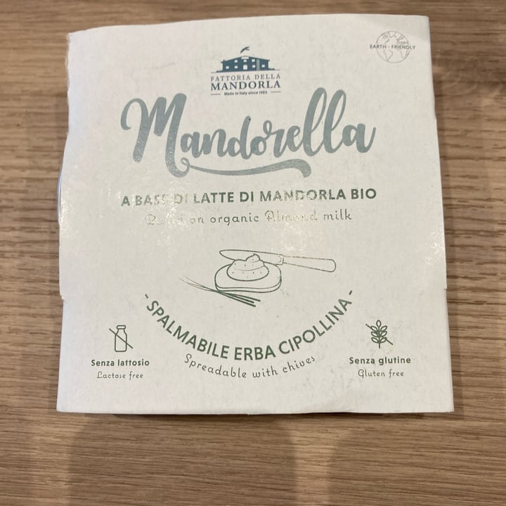 photo of La fattoria della mandorla mandorella erba cipollina shared by @ac5drawing on  28 May 2023 - review