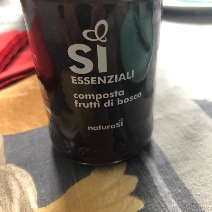 photo of Essenziali si Composta di frutti di bosco shared by @pistacchina on  02 Jan 2023 - review