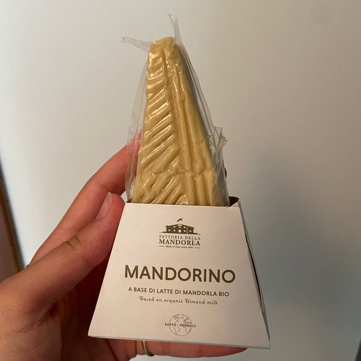 photo of La fattoria della mandorla Mandorino shared by @recipesandplaces on  27 Jul 2023 - review