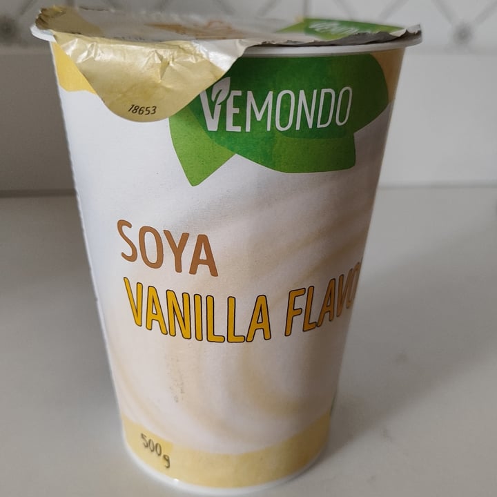 photo of Vemondo Soya Vanilla Flavour shared by @vegancandyland on  09 Apr 2023 - review