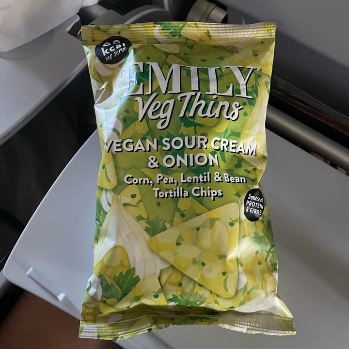 photo of Emily Veg Thins Vegan Sour Cream And Onion shared by @claudiad on  26 Jul 2023 - review