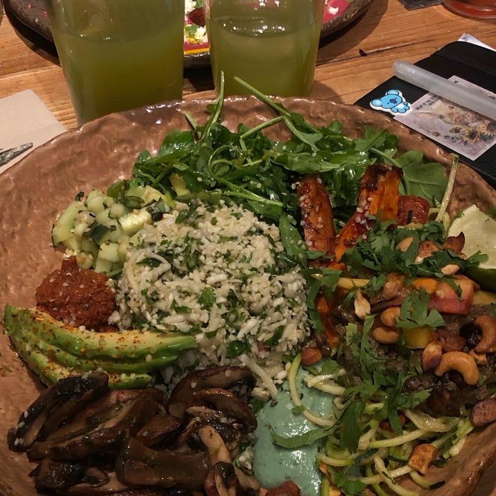 photo of Honest Greens Plaça Catalunya Wild Mediterranean shared by @3l33o on  23 May 2023 - review