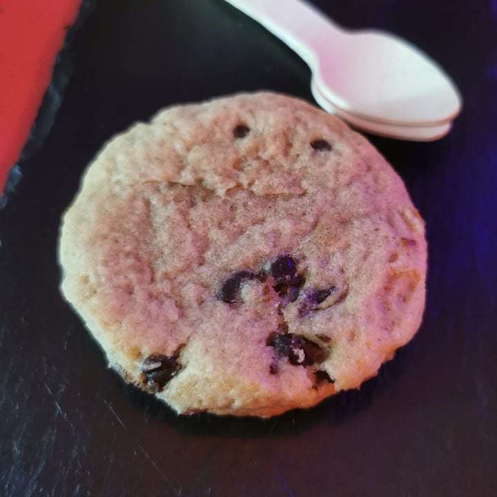 photo of YAYA BURGER BAR IZAKAYA Cookie gocce di cioccolato e gianduia shared by @posataverde on  30 Dec 2022 - review