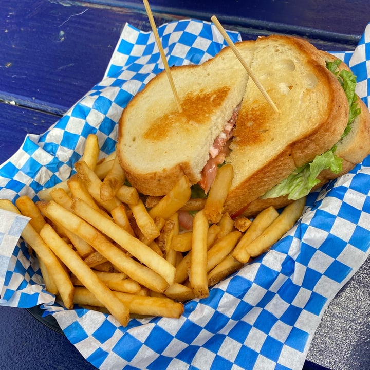 photo of Thunderbird Bar Vegan BLT shared by @knorthway on  24 Mar 2023 - review