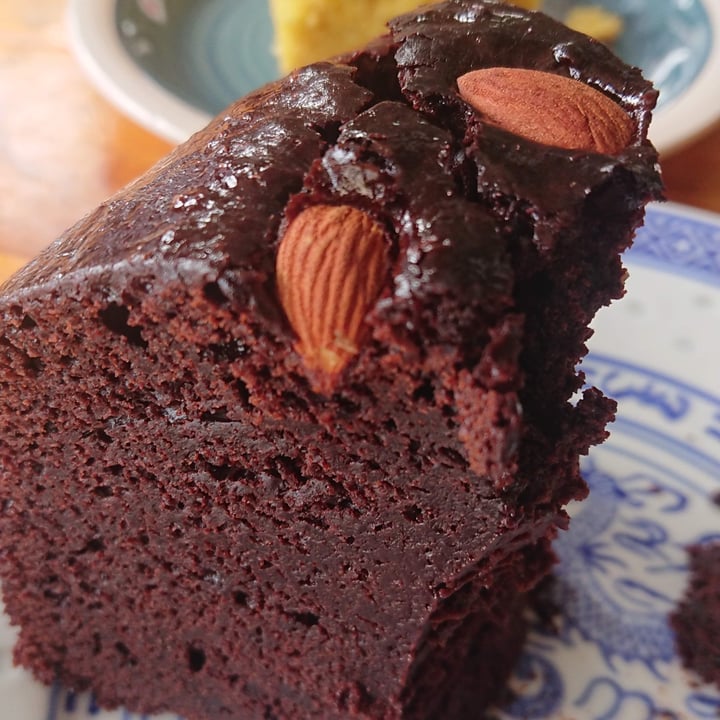 photo of Cocoa Phangan Cakes Chocolate cake vegan shared by @chavonne on  11 Jul 2023 - review