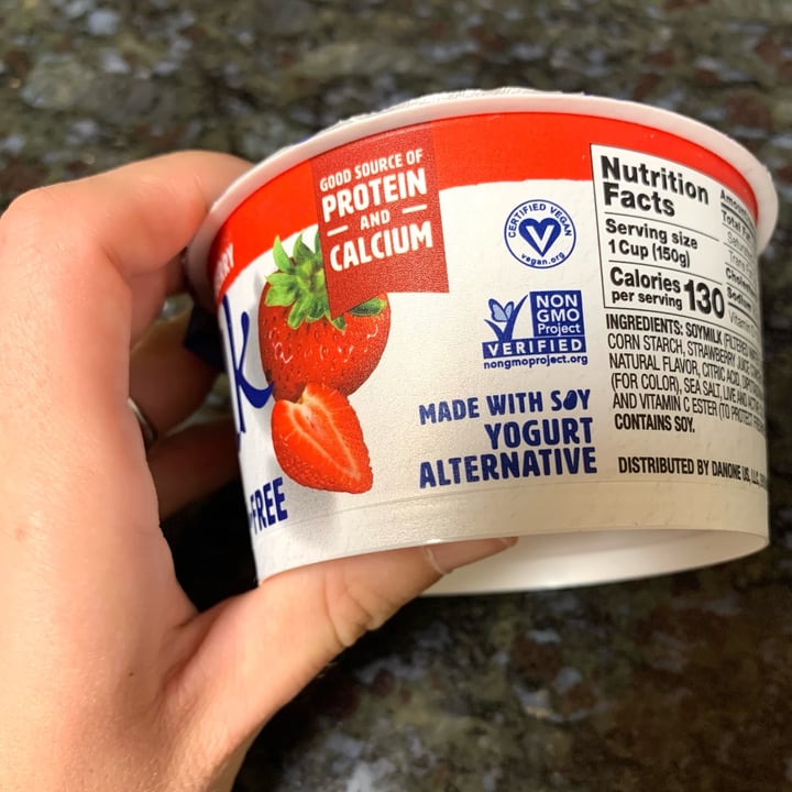 photo of Silk Strawberry Soymilk Dairy-Free Yogurt Alternative shared by @rochi09 on  27 Apr 2023 - review