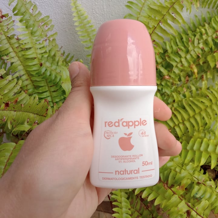 photo of Red apple Desodorante shared by @brendairis on  28 Jul 2023 - review