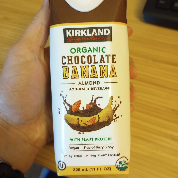 photo of Kirkland Signature Organic chocolate banana almond shared by @edav334 on  21 May 2023 - review